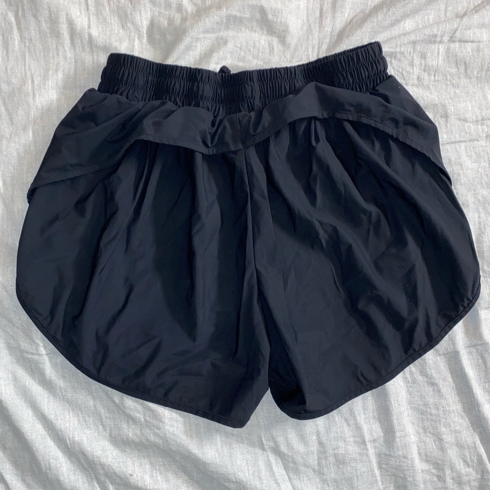 Running shorts - Picture 2 of 3